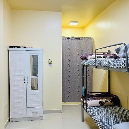 Comfort Tourist Place For Male Dubai Bagian luar foto